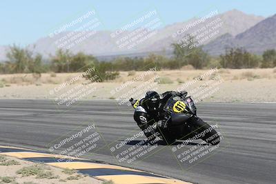 media/Oct-05-2025-CVMA (Sun) [[beeef4f201]]/Race 3-Amateur Supersport Middleweight/